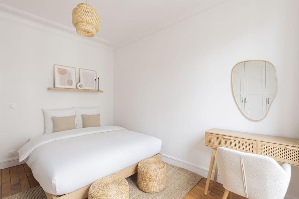 Apartment 1 Bedroom # Paris 14 # Alesia Exteriör bild