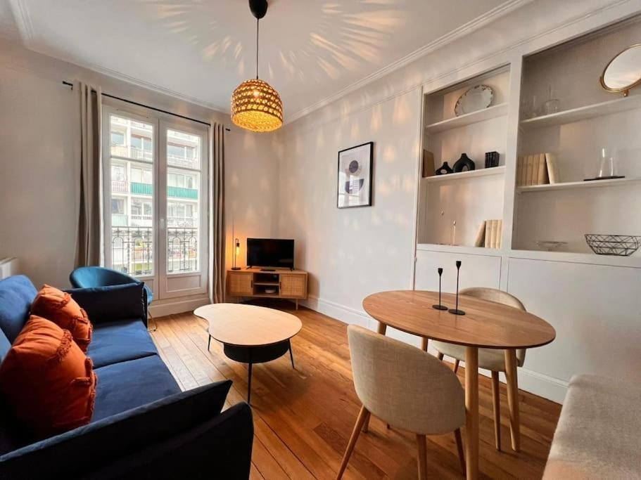 Apartment 1 Bedroom # Paris 14 # Alesia Exteriör bild