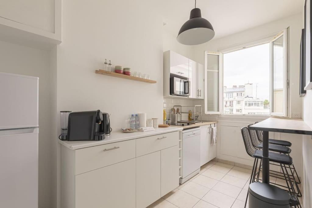 Apartment 1 Bedroom # Paris 14 # Alesia Exteriör bild